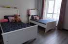 5 Bed Apartment with En Suite in Parklands - 5