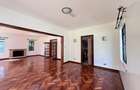 5 Bed Townhouse with En Suite at Lavington - 5