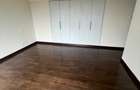 4 Bed Apartment with En Suite at Riverside - 11