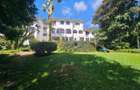 4 Bed House with En Suite in Nyari - 9
