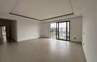 3 Bed Apartment with En Suite at Brookside Drive - 2