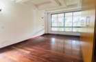 5 Bed Villa with En Suite in Lavington - 12