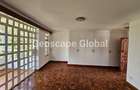 4 Bed House with En Suite in Rosslyn - 7