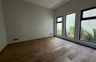 5 Bed Townhouse with En Suite in Runda - 8