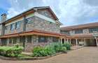 6 Bed House with En Suite at Off Redhill Dr - 5