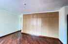 4 Bed Townhouse with En Suite in Lavington - 12