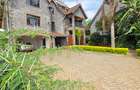 5 Bed Townhouse with En Suite at Lavington Green - 5