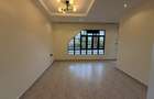 4 Bed House with En Suite at Membley - 3