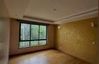 4 Bed Townhouse with En Suite in Lavington - 11