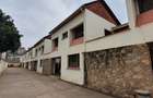 5 Bed House with En Suite at Second Parklands - 20