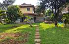 5 Bed House with En Suite in Runda - 11