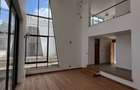5 Bed Townhouse with En Suite in Lavington - 6