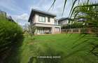 4 Bed Townhouse with Swimming Pool in Loresho - 15