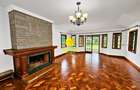 5 Bed House with En Suite in Runda - 2