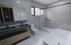 6 Bed Villa with En Suite in Lavington - 9