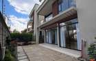 5 Bed Townhouse with En Suite in Lavington - 1