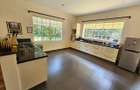 3 Bed House with En Suite in Ridgeways - 6