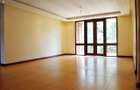 3 Bed Apartment with En Suite in Riverside - 8