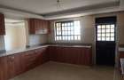 4 Bed Townhouse with En Suite at Garden Estate - 6