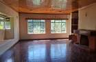 4 Bed House with En Suite at Off Redhill Dr - 3