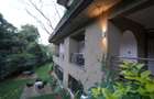 Serviced 3 Bed Apartment with En Suite in Parklands - 13