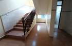 4 Bed House with En Suite in Ridgeways - 6