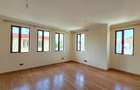 5 Bed Townhouse with En Suite at Lavington Green - 14