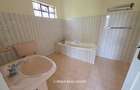 5 Bed House with Garden in Runda - 9