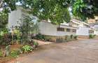 4 Bed Townhouse with En Suite in Spring Valley - 1