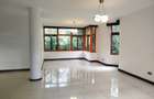 3 Bed Apartment with En Suite in Riverside - 1
