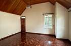 5 Bed Townhouse with En Suite in Lavington - 3