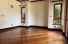 5 Bed Townhouse with En Suite in Kitisuru - 16