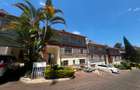 4 Bed Townhouse with En Suite at Kabarsiran - 1