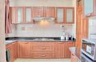 3 Bed Apartment with En Suite in Upper Hill - 5