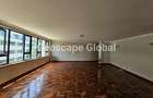 3 Bed Apartment with En Suite in Riverside - 13