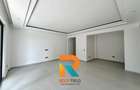 3 Bed Apartment with En Suite in Brookside - 5
