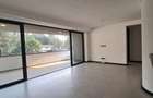 Serviced 2 Bed Apartment with En Suite in Spring Valley - 4
