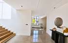 5 Bed House with En Suite in Runda - 2