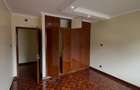 5 Bed Townhouse with En Suite in Lavington - 13