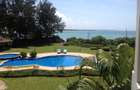 3 Bed Apartment with En Suite at As110 - 1