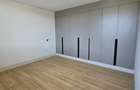 5 Bed Townhouse with En Suite at Grovelia Grove - 10