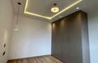4 Bed Apartment with En Suite at Riverside Dr - 11