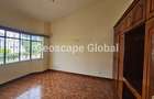 5 Bed House with En Suite in Riverside - 7