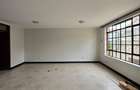 4 Bed Townhouse with En Suite at Ruby Flats Estate - 3
