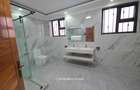 5 Bed House with Garden in Runda - 10