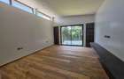 4 Bed Townhouse with En Suite at Runda - 12