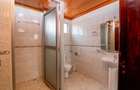 5 Bed Townhouse with En Suite at Ring Road - 11