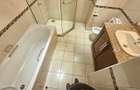 4 Bed Apartment with En Suite in Riverside - 20