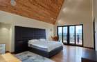 5 Bed Townhouse with En Suite in Lavington - 17