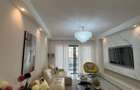Studio Apartment with Swimming Pool at Wood Avenue - 5